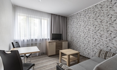 Sale weselne - Hotel Almarco - 5cff56f38ad4d201807130841520apartament_delux_3_wynik.jpg - www.SalaDlaCiebie.com